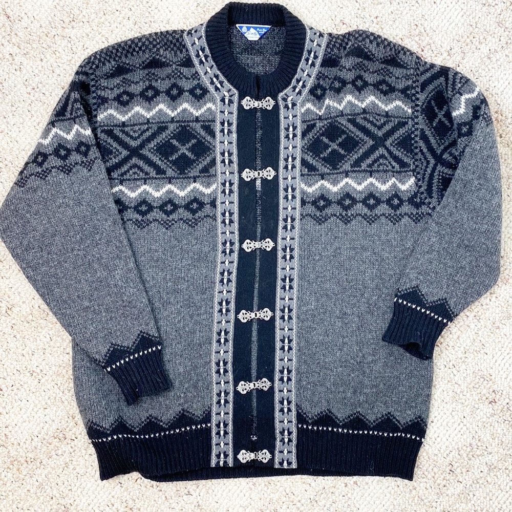 Vintage Scan Alp 100% Wool Scandinavian Cardigan Frog Clasps